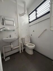Blk 122 Yishun Street 11 (Yishun), HDB 4 Rooms #585831651